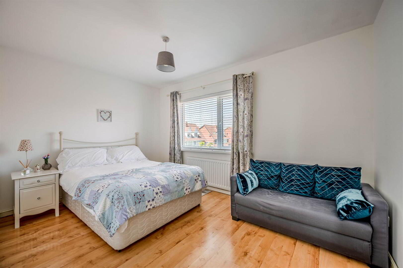 1 Woodford Grange 14 of 22
