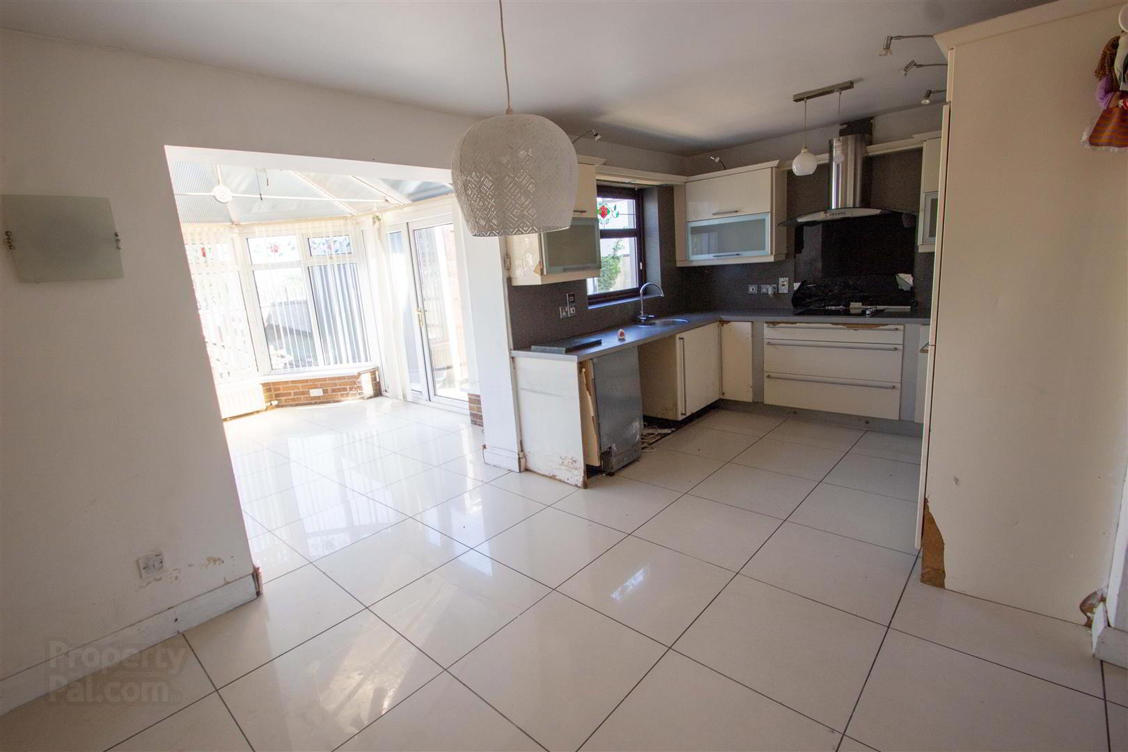 55 Rosgoill Park 3 of 15