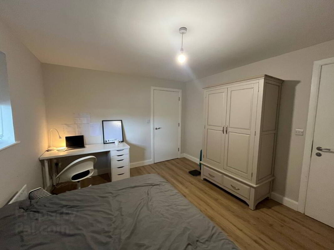 308 College Court Central 5 of 11