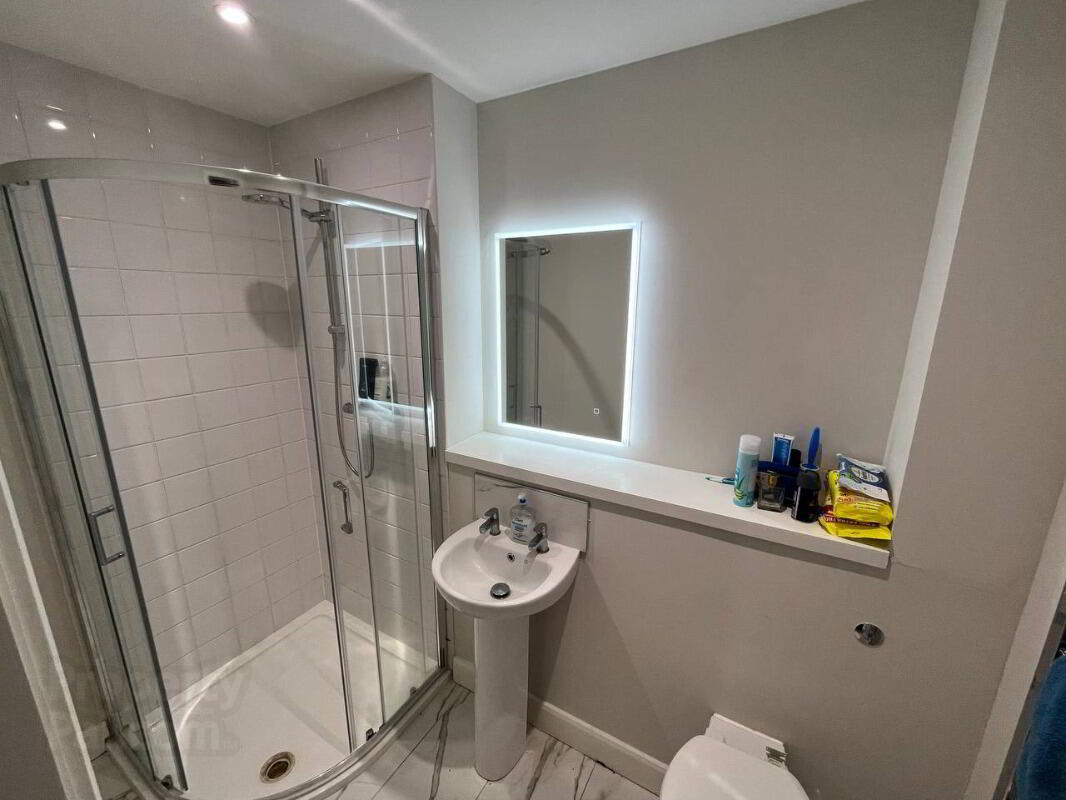308 College Court Central 6 of 11