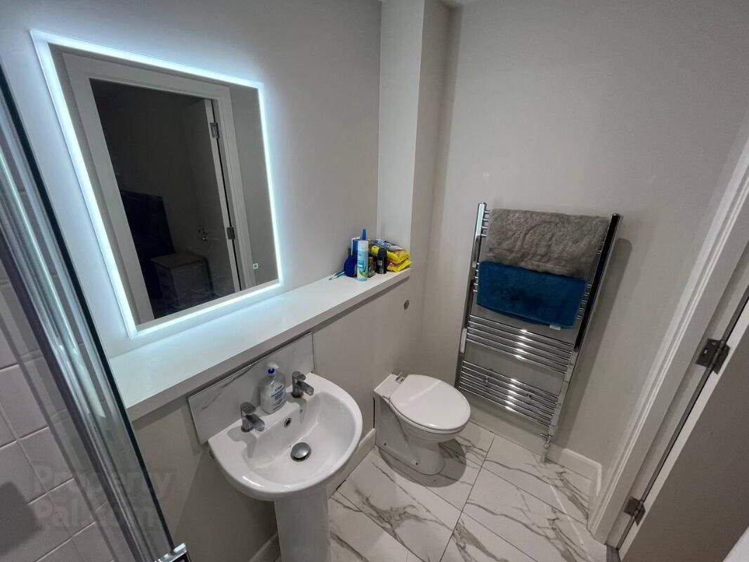 308 College Court Central 7 of 11