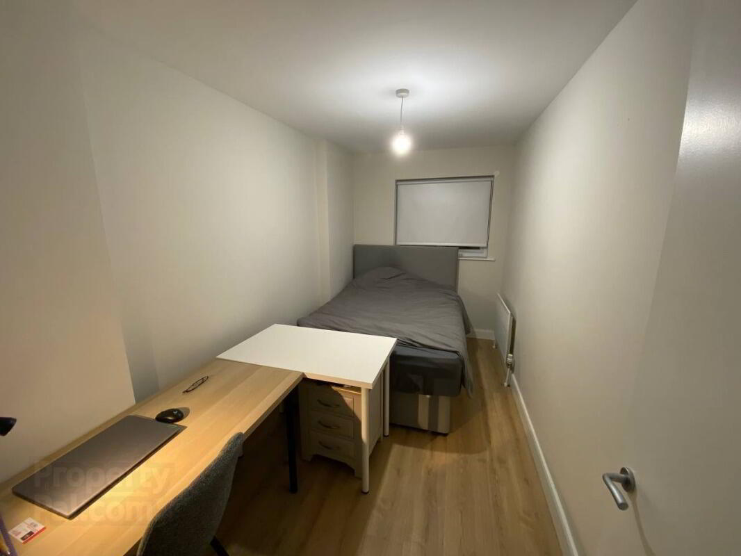 308 College Court Central 9 of 11