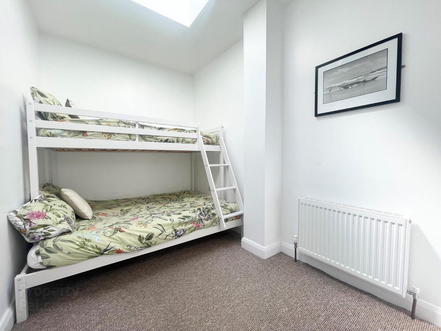 Apt 2 West Strand View, 27 Eglinton Street 11 of 13