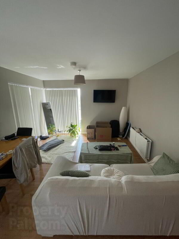 Apt 7 Ivy House, 1 Walnut Street 3 of 10