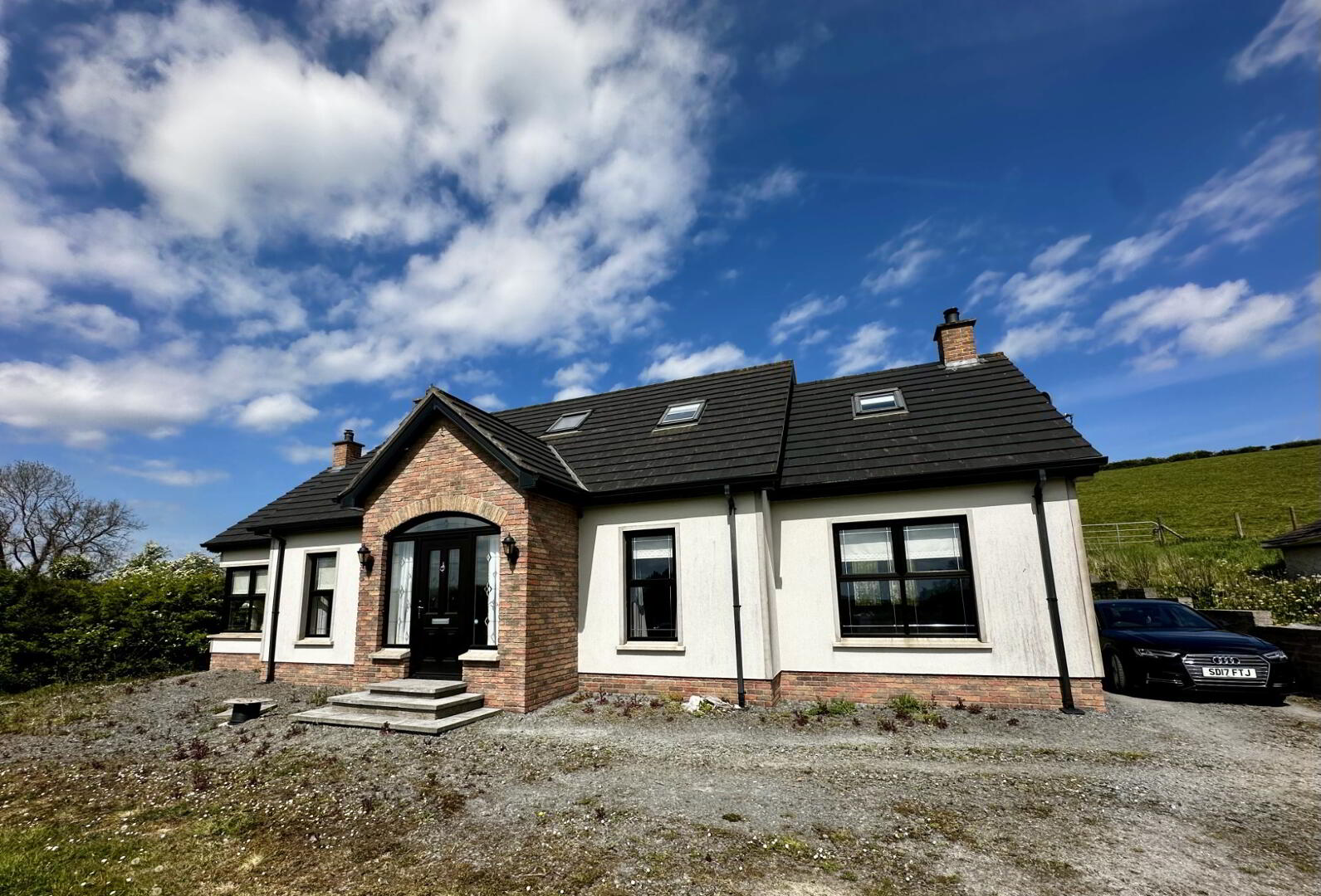 46a Markethill Road 3 of 24
