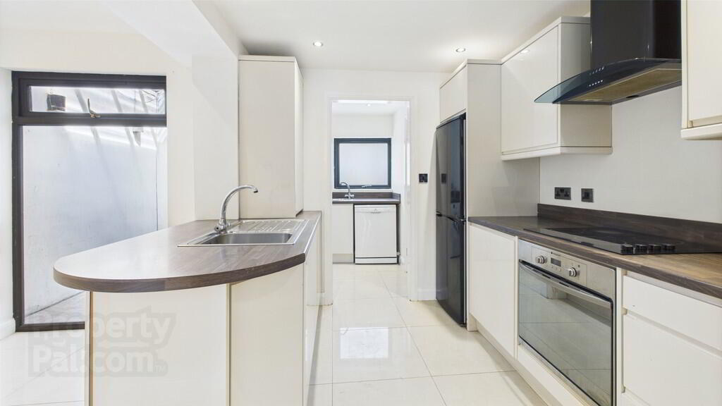 44 Holborn Avenue 8 of 18