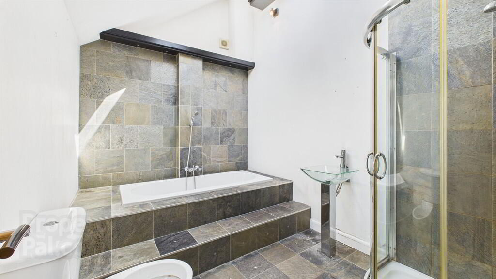 44 Holborn Avenue 13 of 18