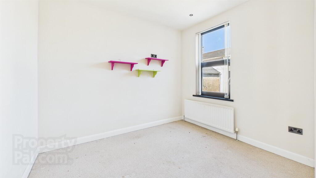 44 Holborn Avenue 12 of 18