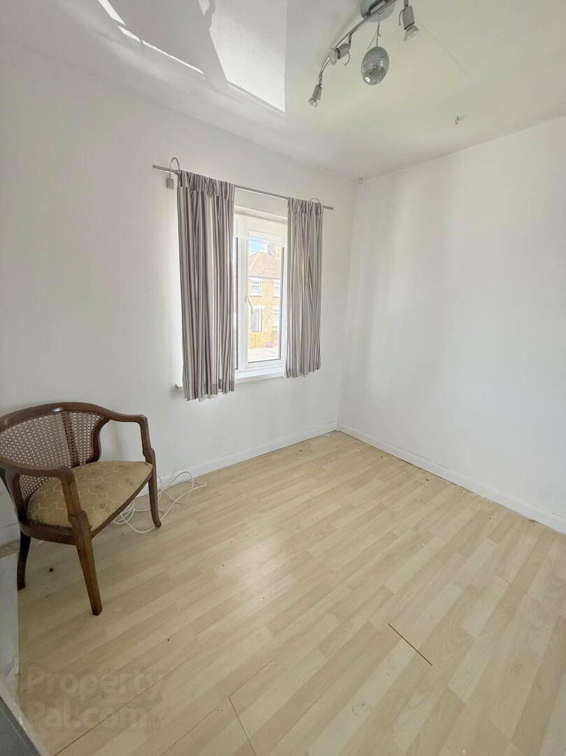 28 Stirling Avenue 8 of 11