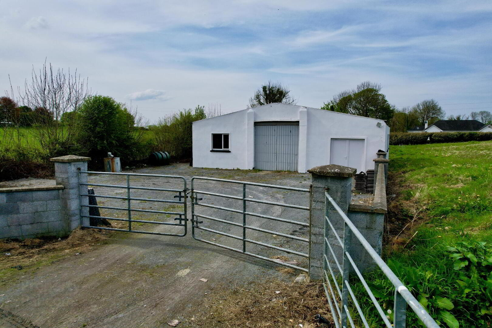 property description image