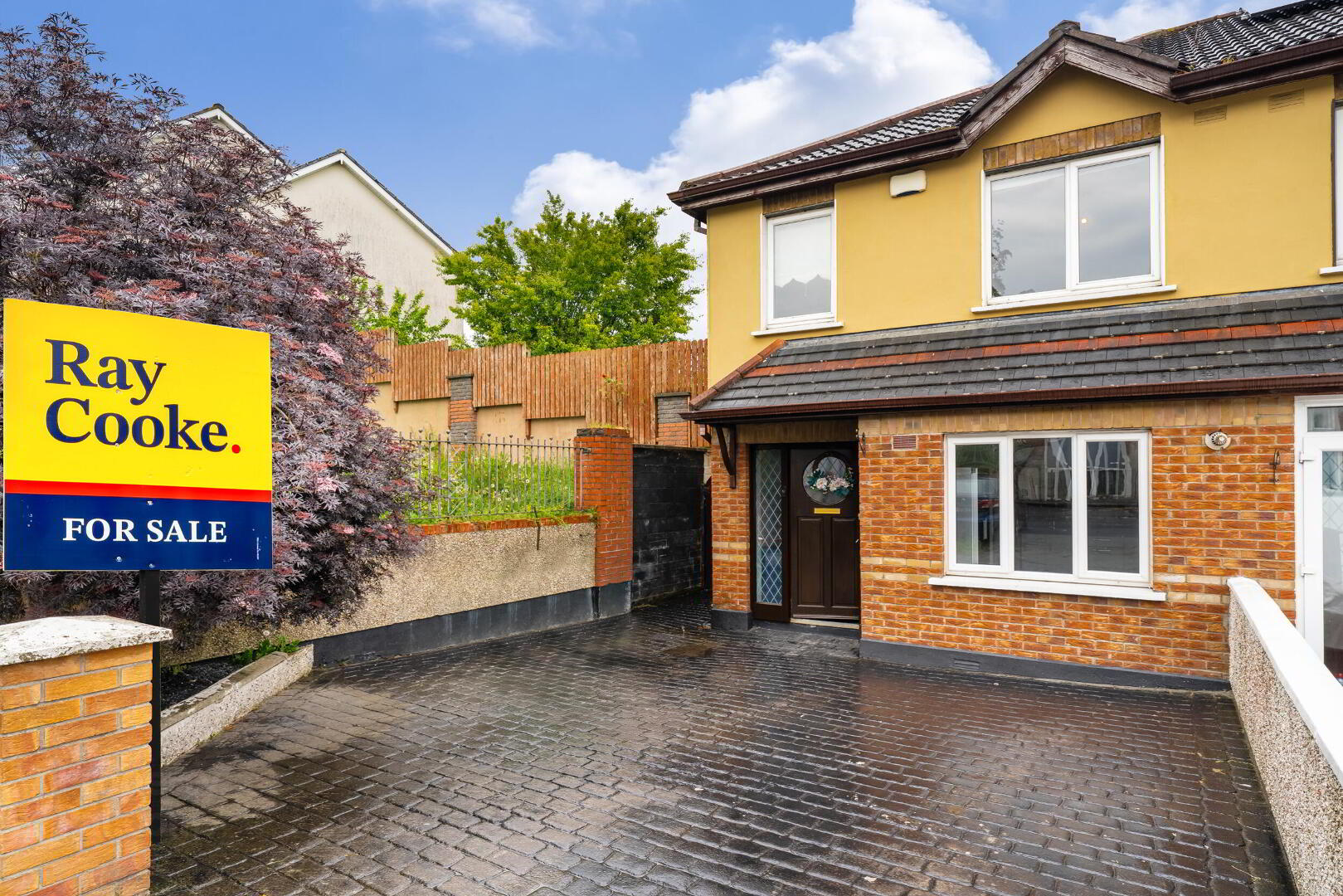 48 Lanesborough Drive 1 of 27