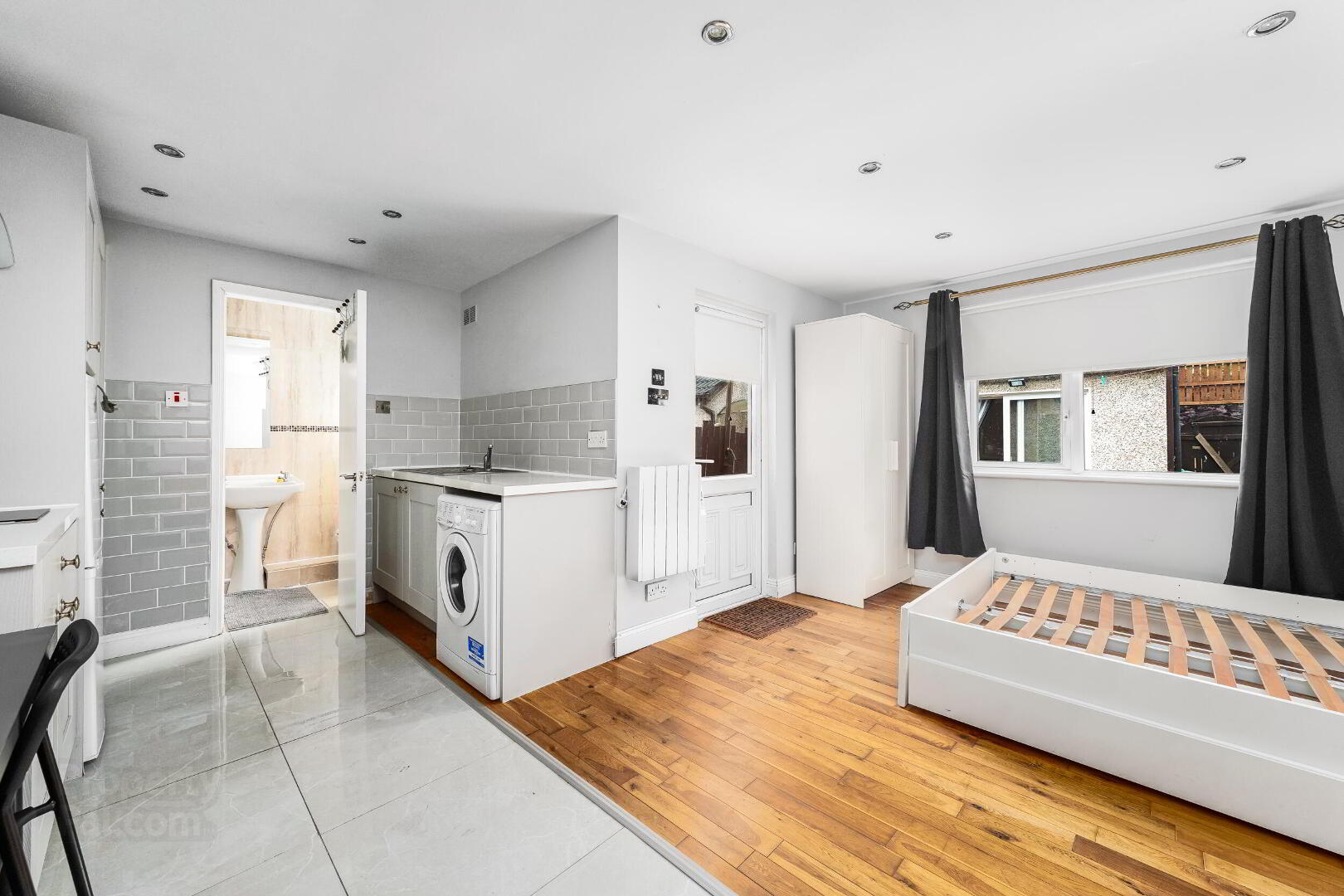 48 Lanesborough Drive 14 of 27