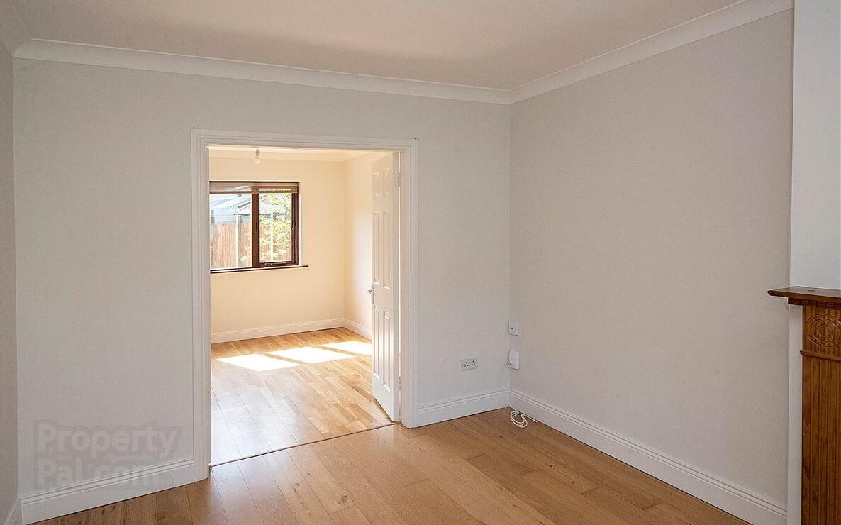 21 Lisfennel Close 9 of 25