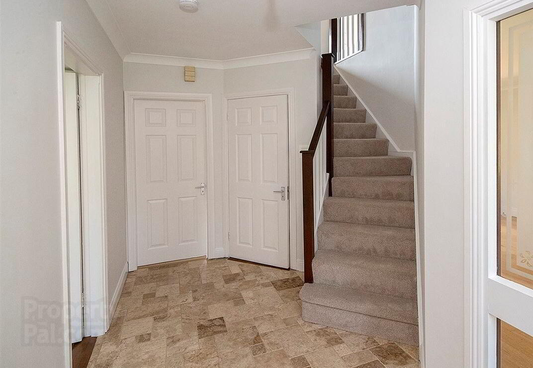 21 Lisfennel Close 6 of 25