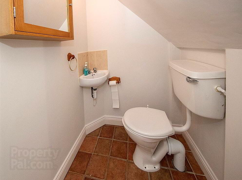 21 Lisfennel Close 15 of 25