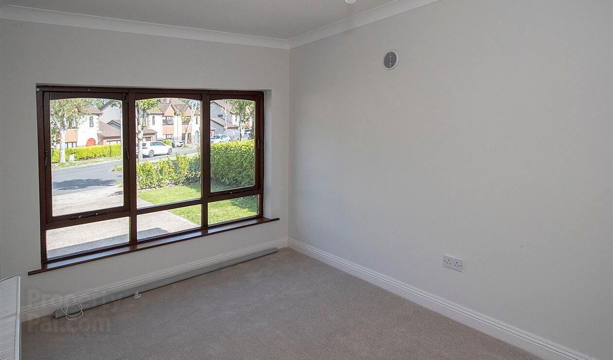 21 Lisfennel Close 14 of 25