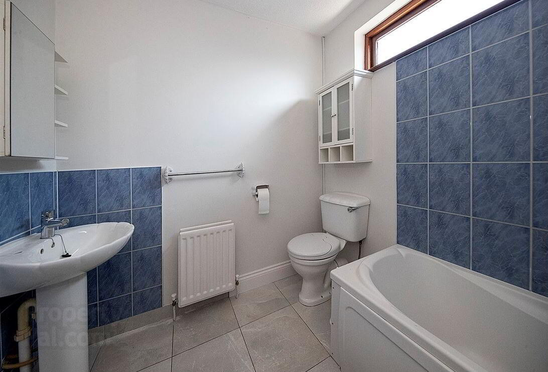 21 Lisfennel Close 21 of 25
