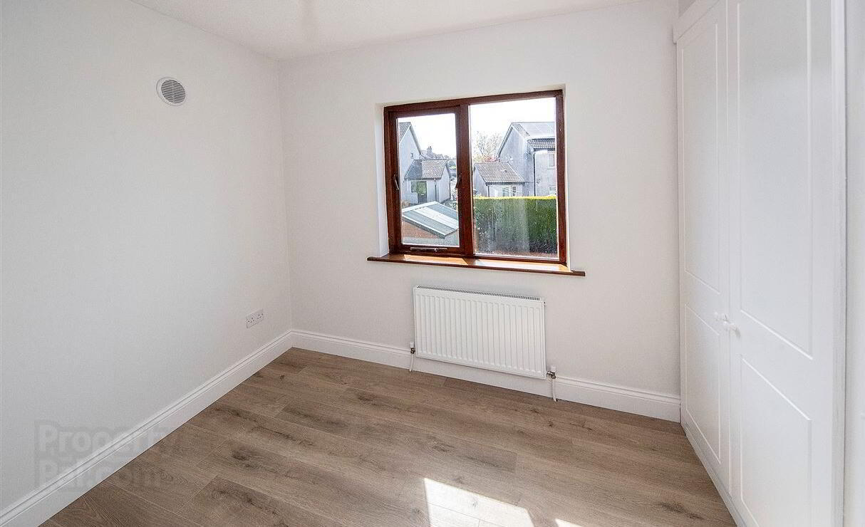 21 Lisfennel Close 23 of 25