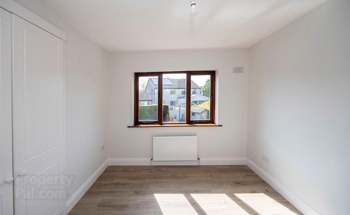 21 Lisfennel Close 22 of 25