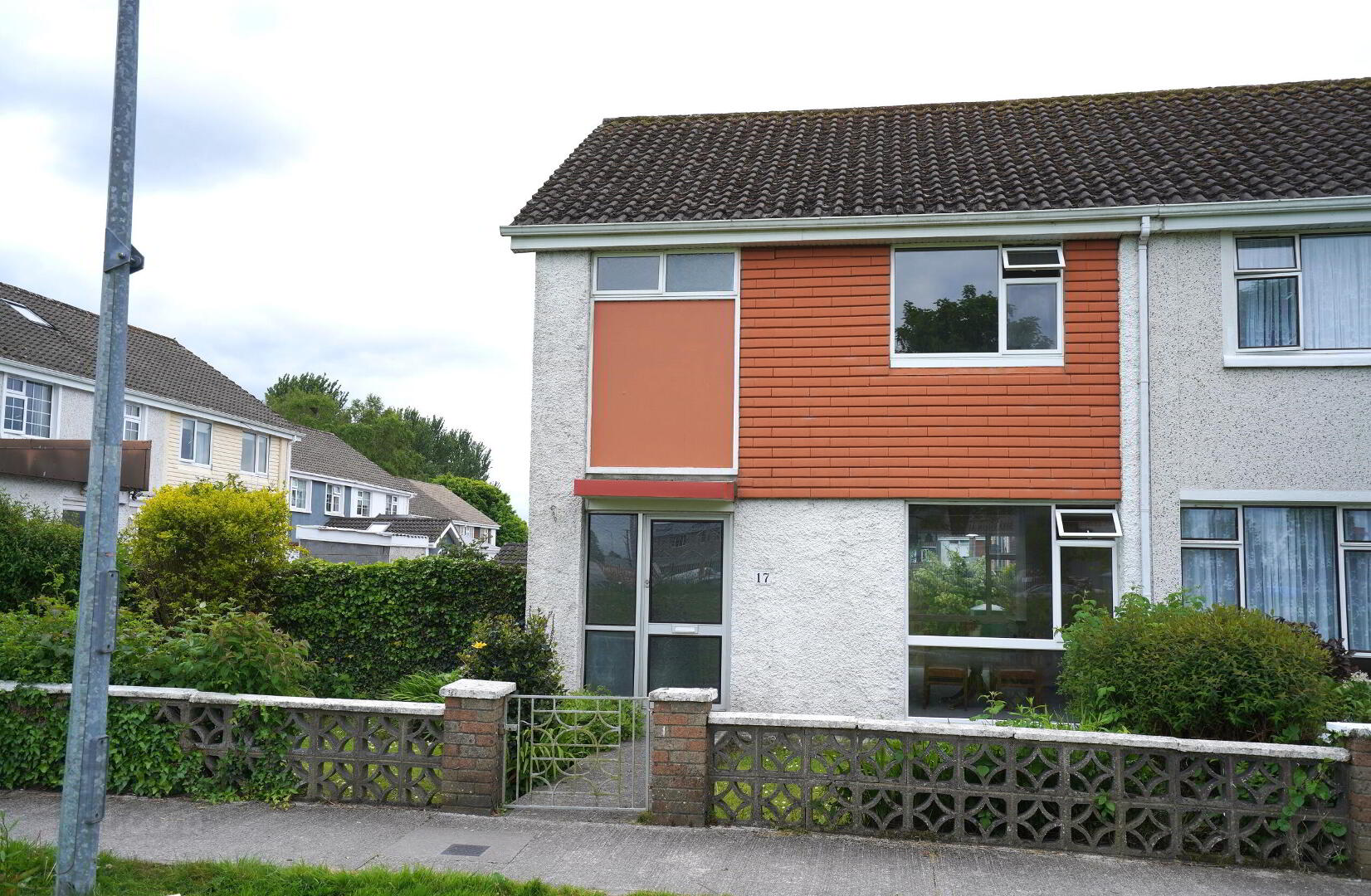 17 Aidan Park 1 of 27