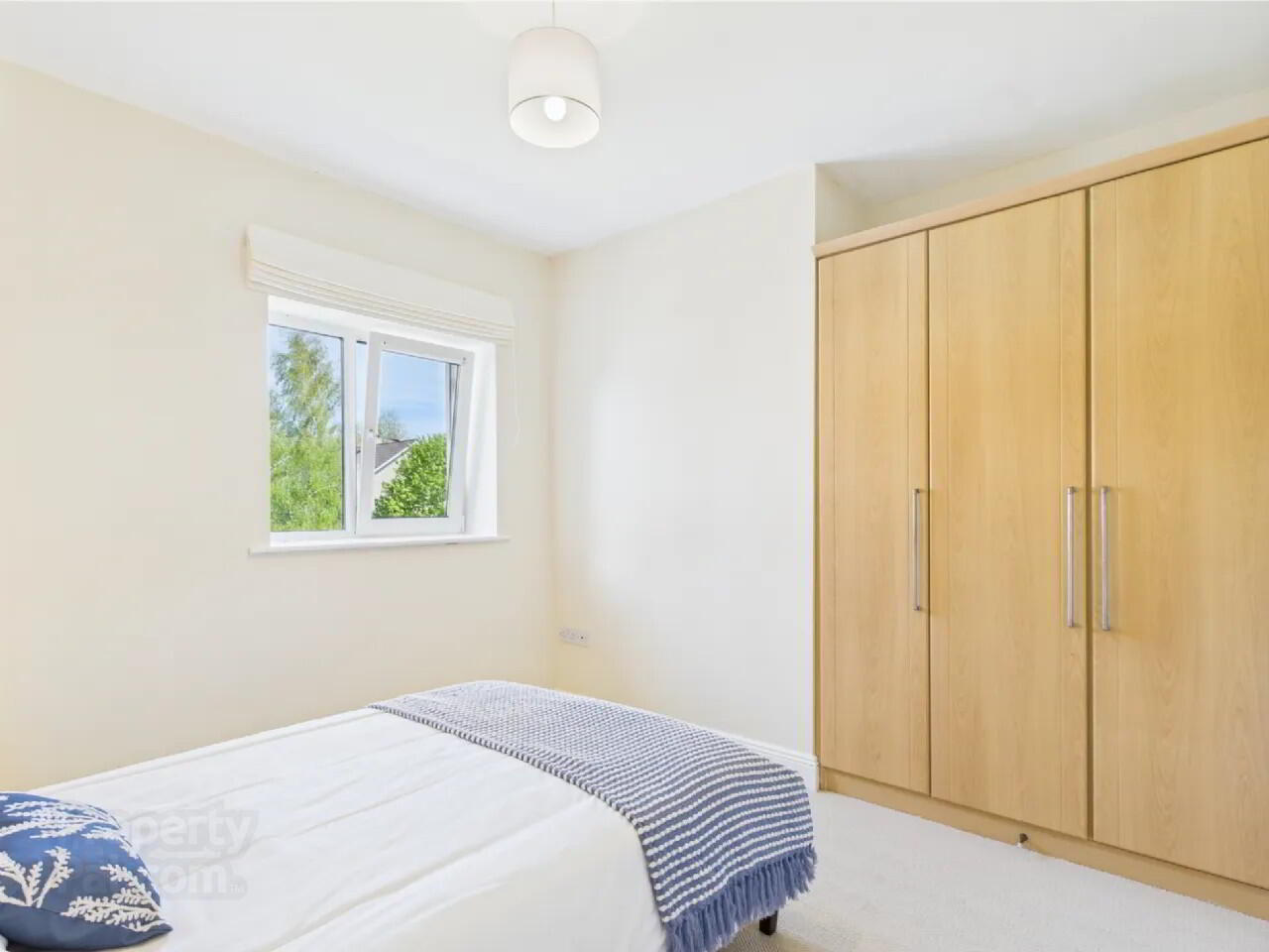 6b Hazelwood Court 12 of 19