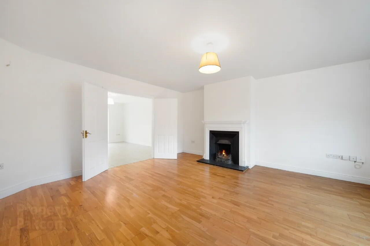 35 Percy French Place 5 of 26