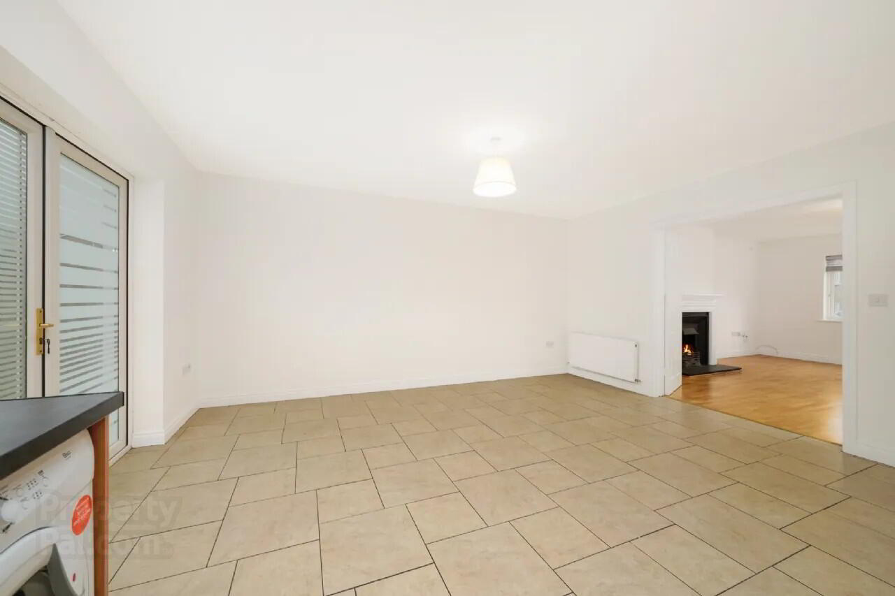 35 Percy French Place 7 of 26
