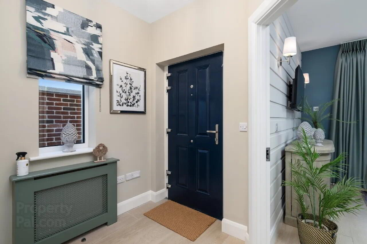Gilson Avenue 3 of 29