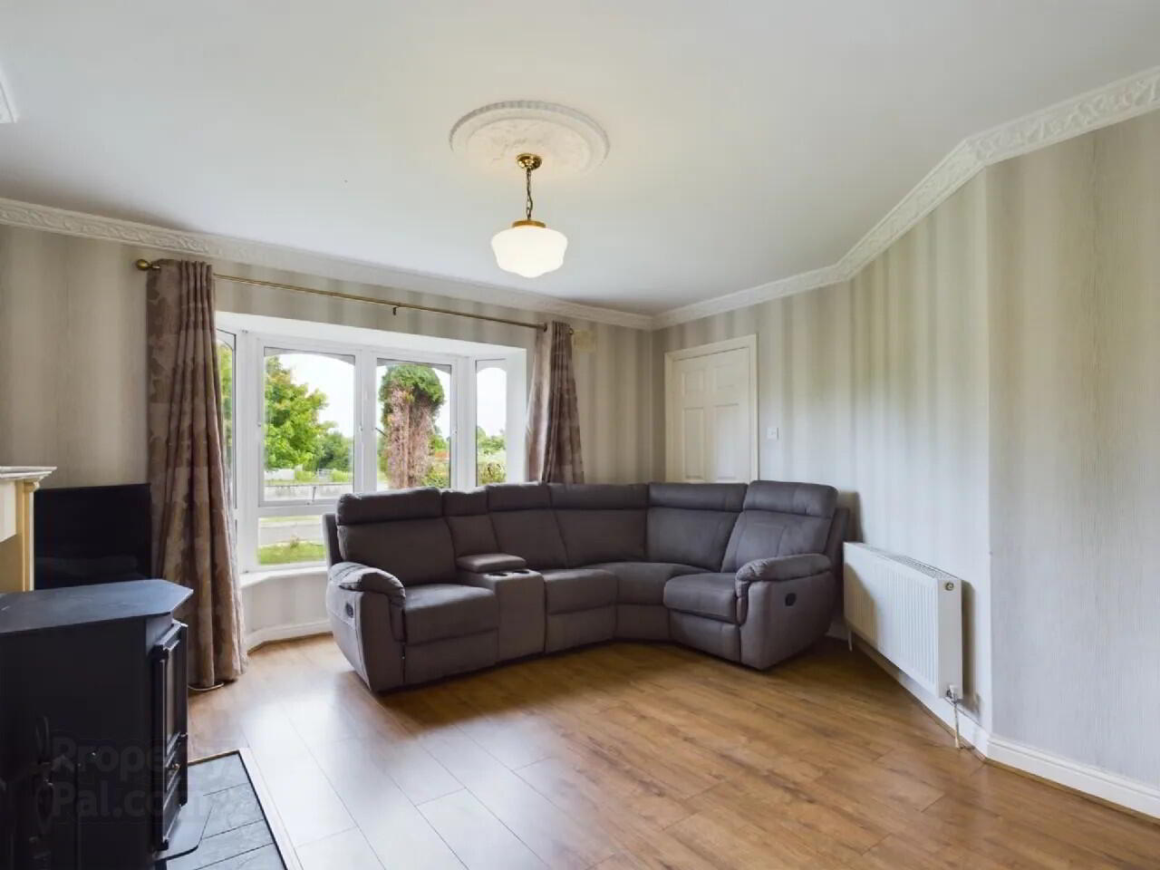 property description image