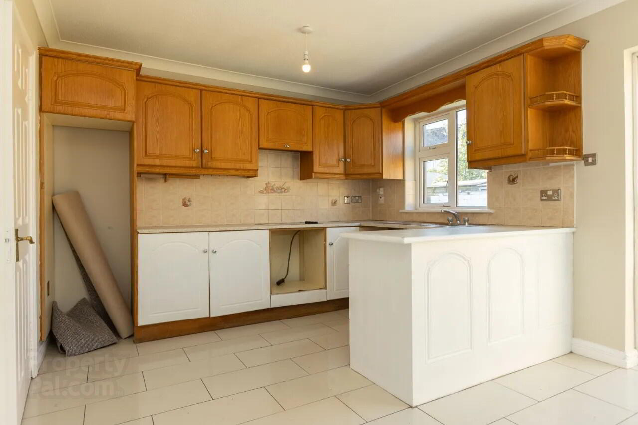 111 Abbeylands 12 of 35