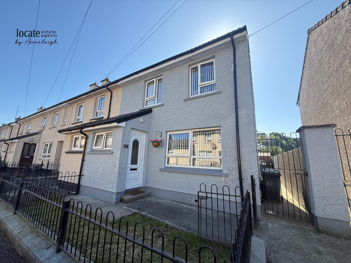 10 Bluebell Hill Gardens 1 of 25