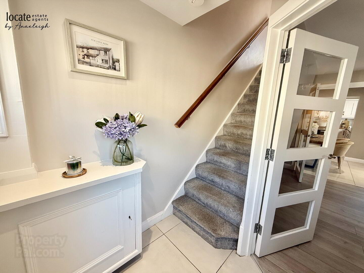 10 Bluebell Hill Gardens 4 of 25