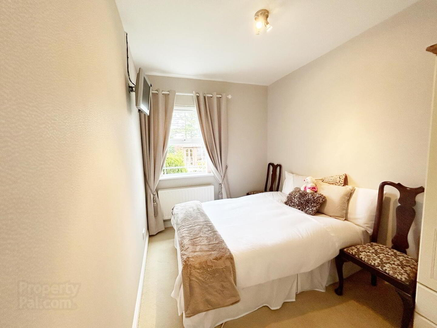 25 Cooley Road 18 of 39