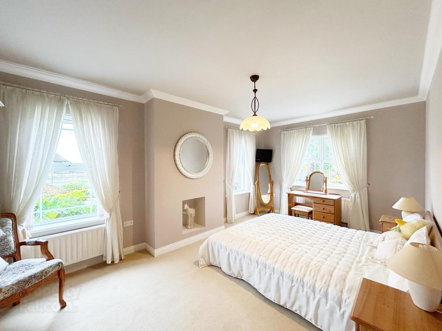 25 Cooley Road 15 of 39