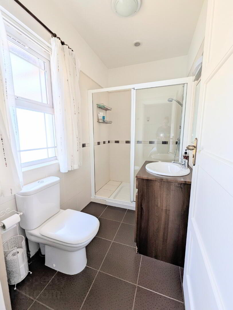 25 Cooley Road 14 of 39