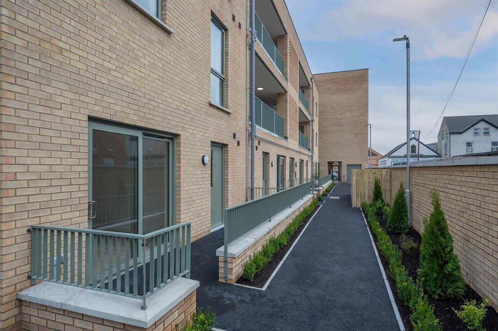 Apt 16 Porters Annex, 31 Apsley Street 10 of 11