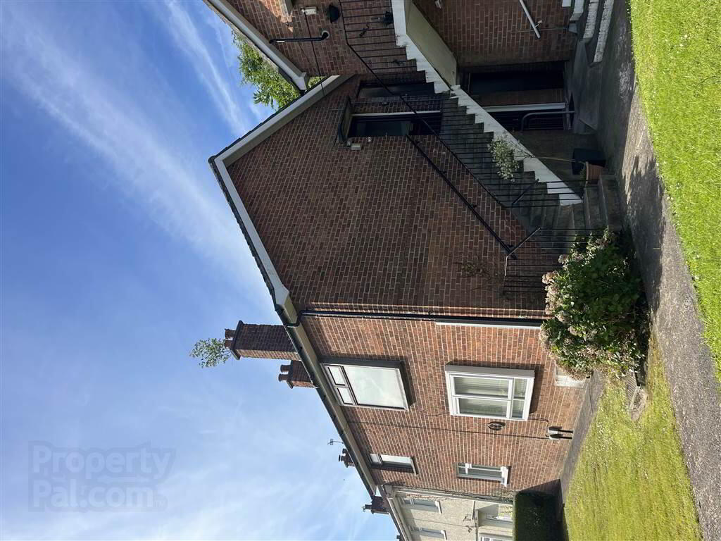 145b Belvoir Drive 1 of 8