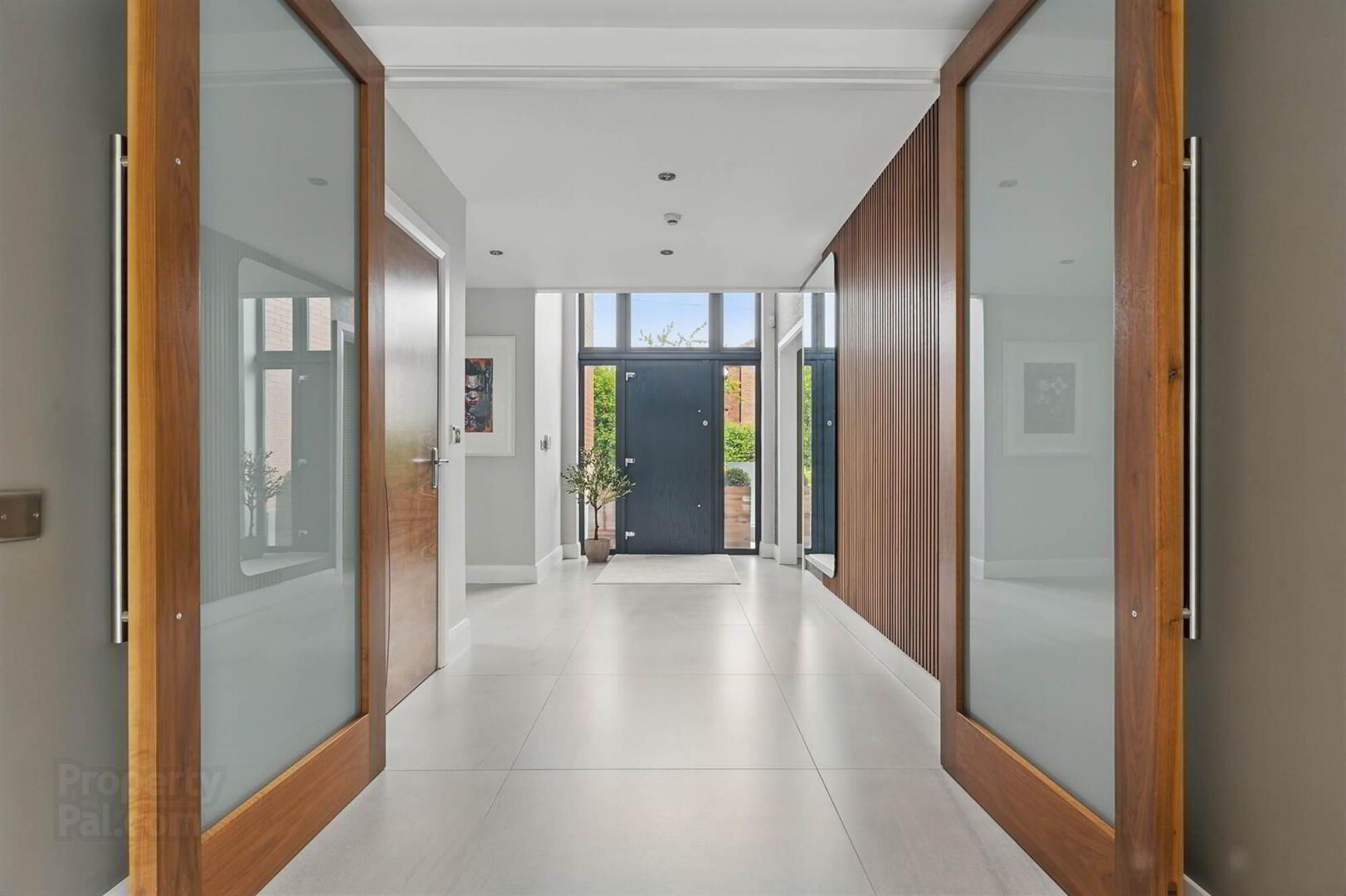 18a Lenamore Drive 6 of 61