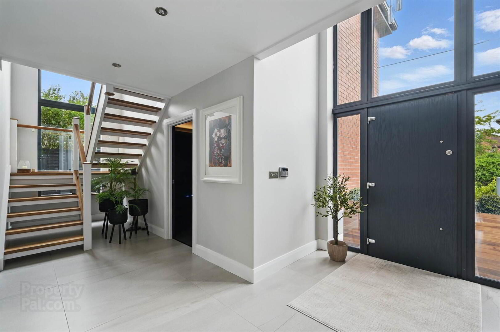 18a Lenamore Drive 3 of 61