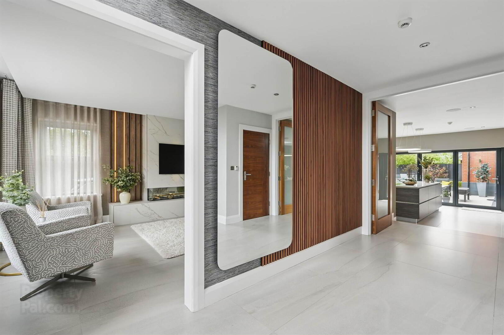 18a Lenamore Drive 5 of 61