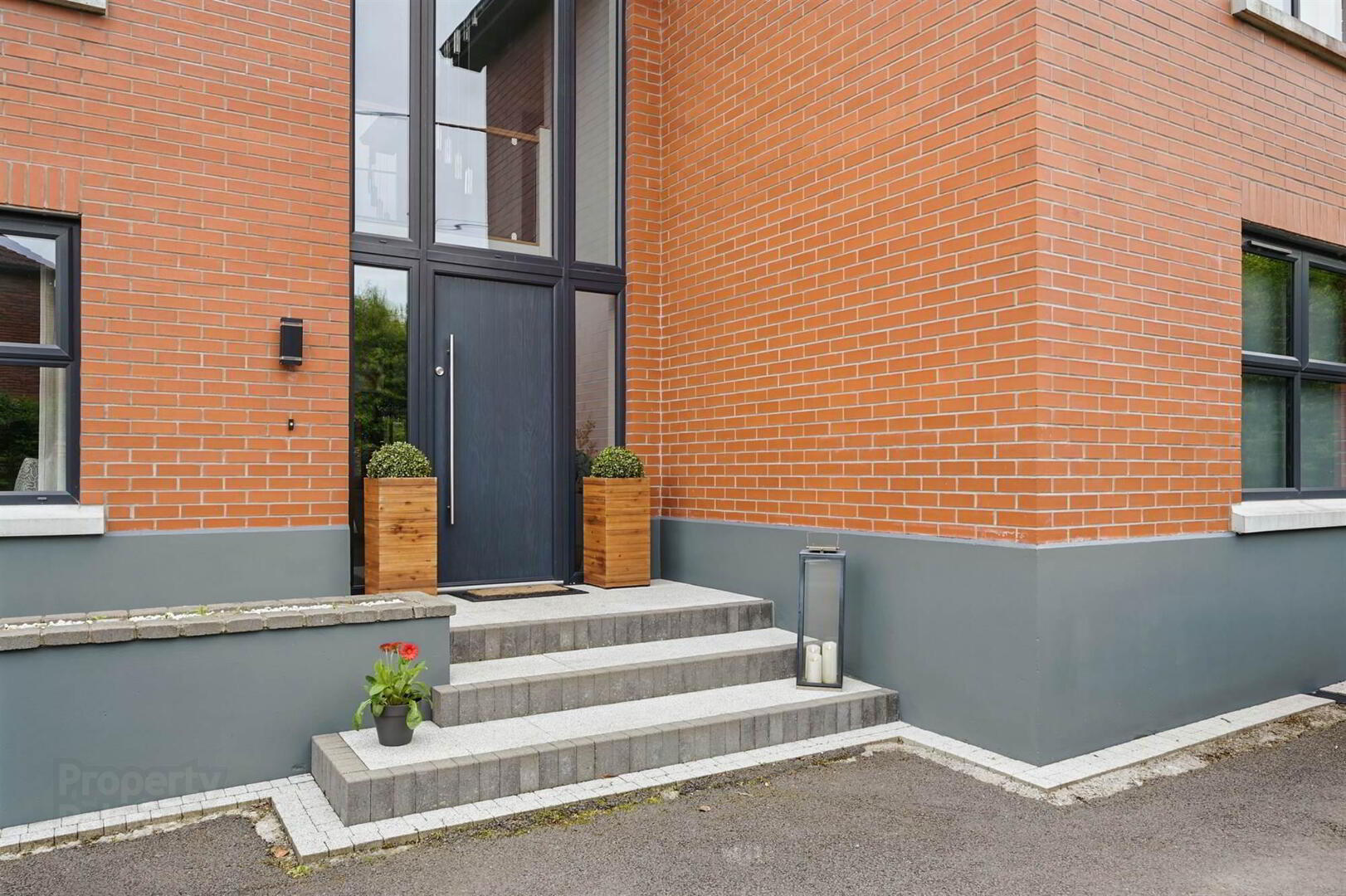 property description image