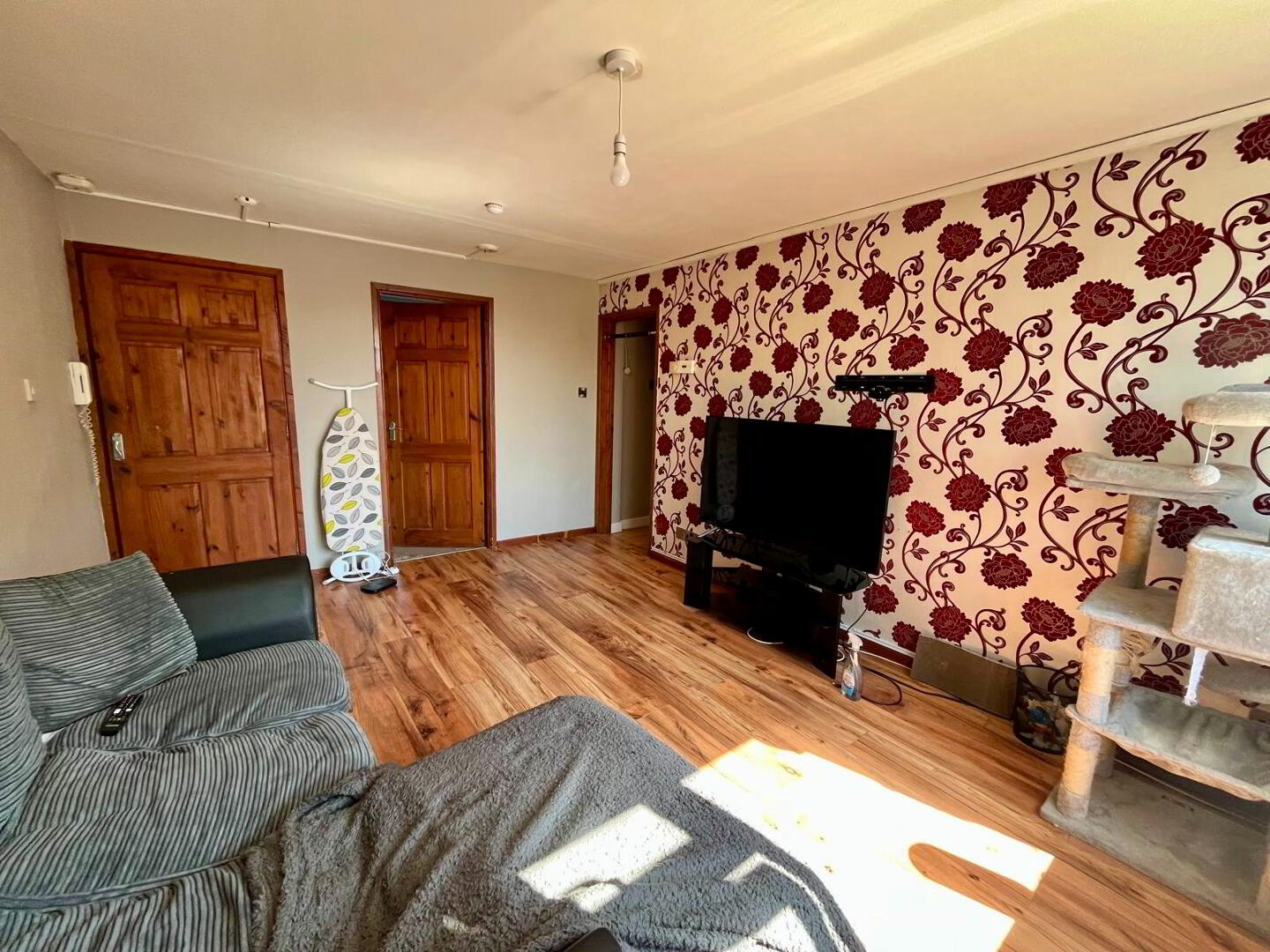 Apt 58 Rosebrook Grove 3 of 9