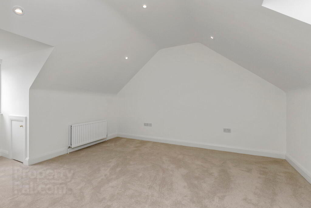 Apartment 4 35 College Green 12 of 18