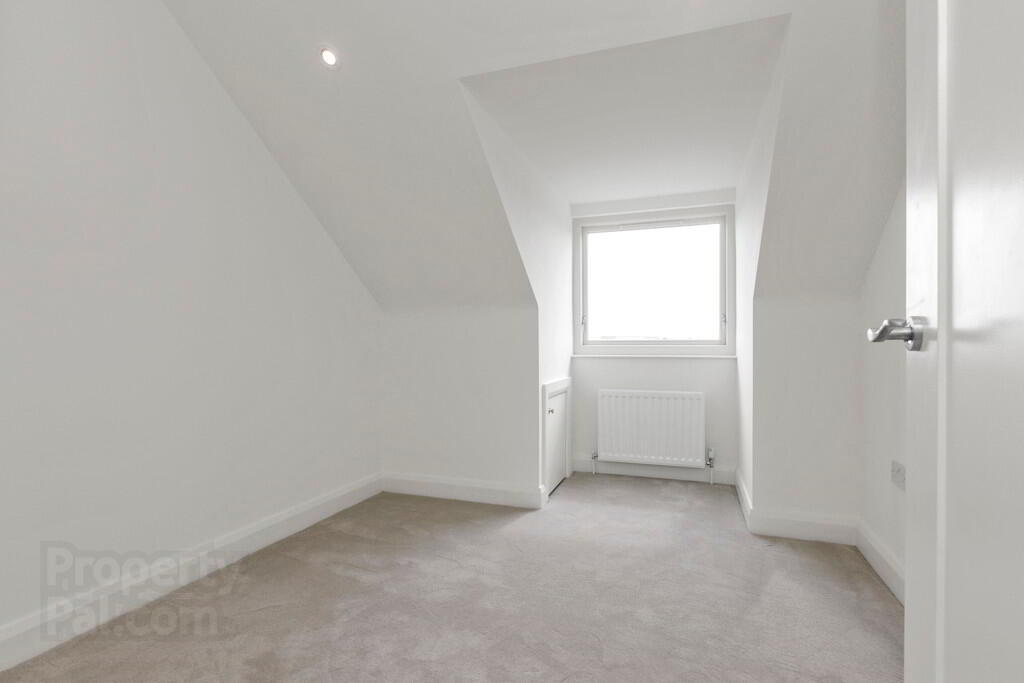 Apartment 4 35 College Green 15 of 18