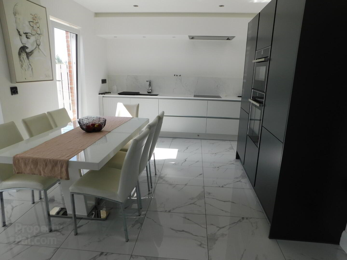 2 Loughview Close 7 of 31