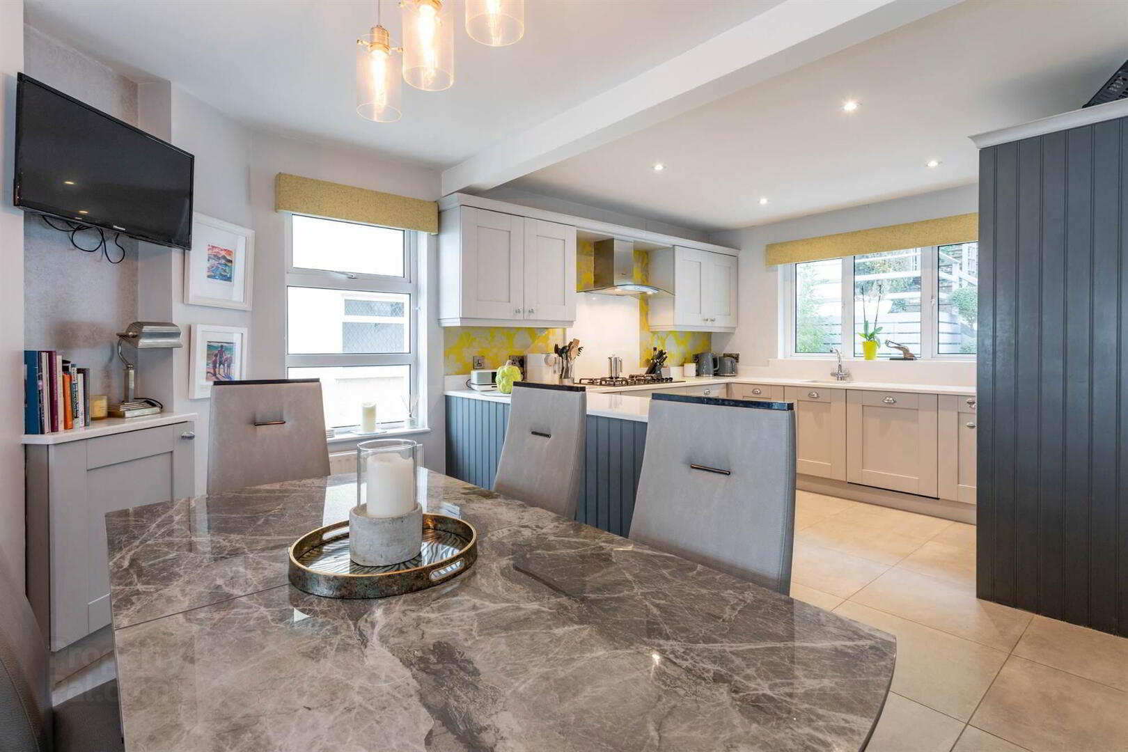 Ard Na Mara, 8 Seacliff Close 13 of 44