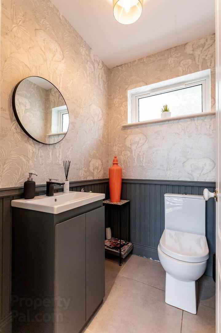 Ard Na Mara, 8 Seacliff Close 19 of 44