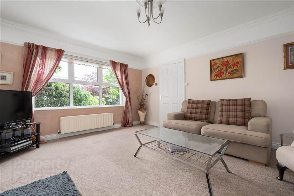 8 Woodcroft Rise 9 of 47