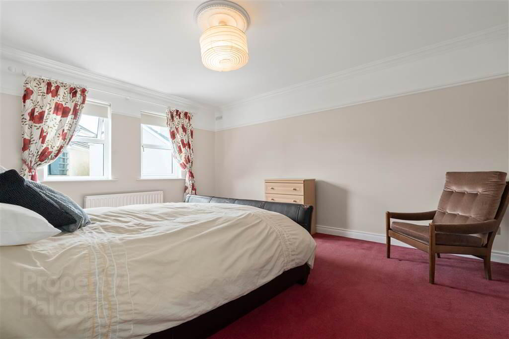 8 Woodcroft Rise 33 of 47
