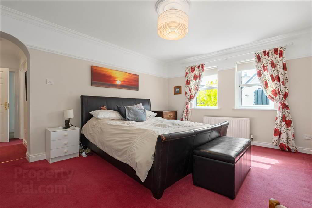 8 Woodcroft Rise 32 of 47